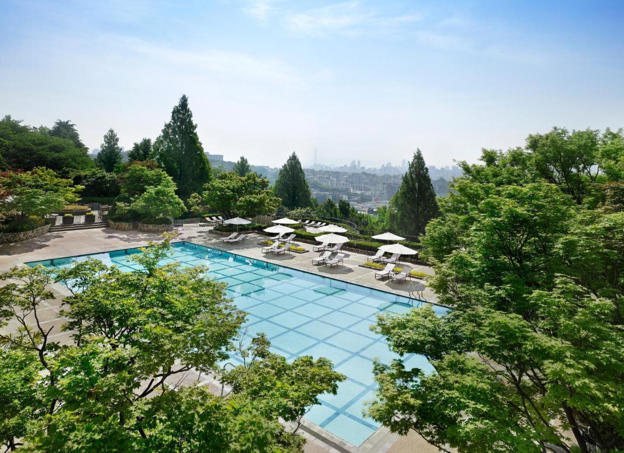 首尔君悦酒店 首爾 外观 照片 The swimming pool at the InterContinental Seoul