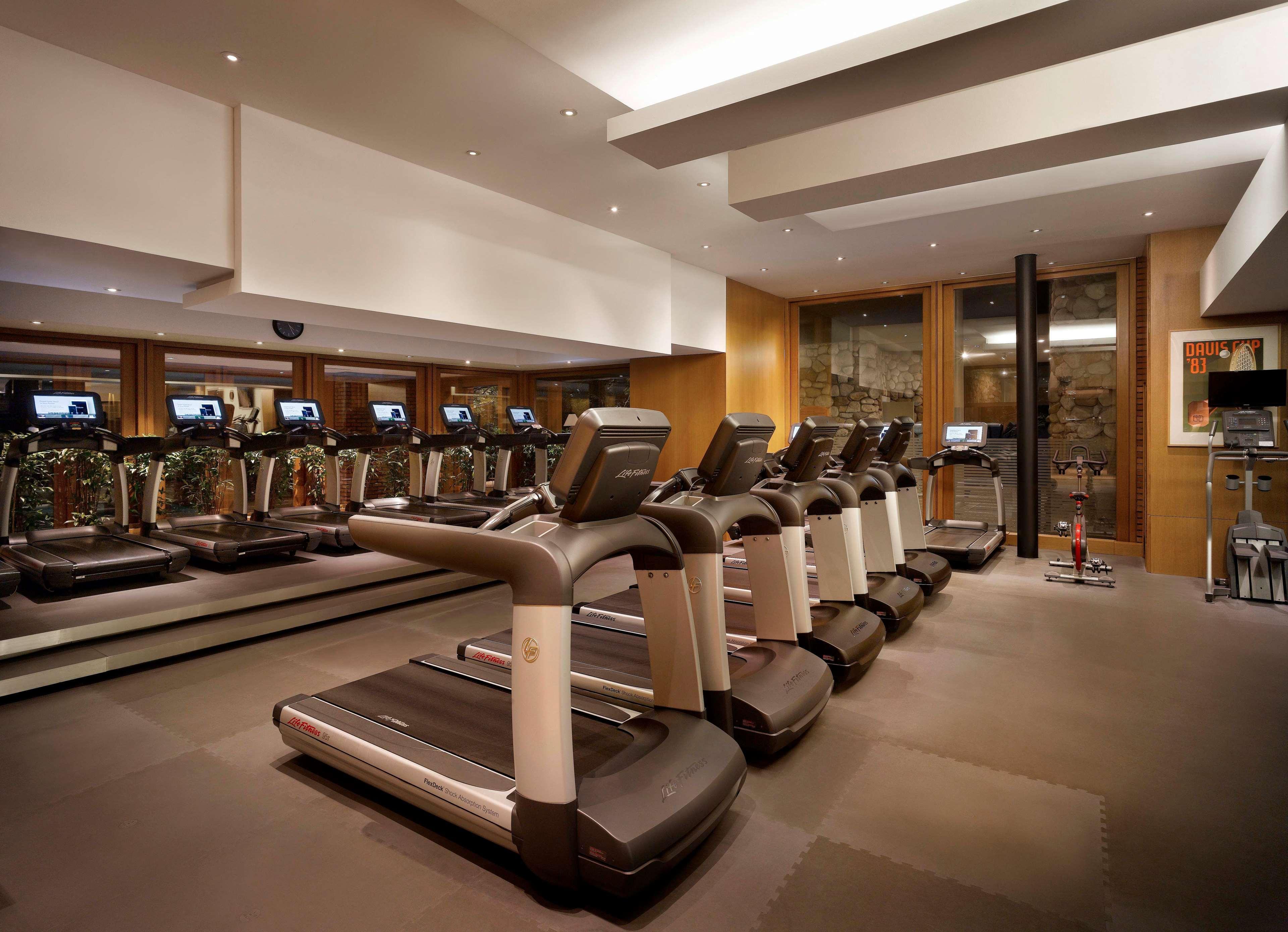 首尔君悦酒店 首爾 外观 照片 The gym at The Landmark, Hong Kong